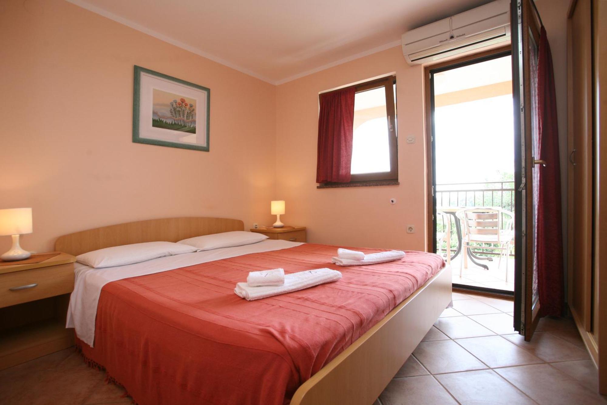 Apartments Neda - Porec South Ruang foto