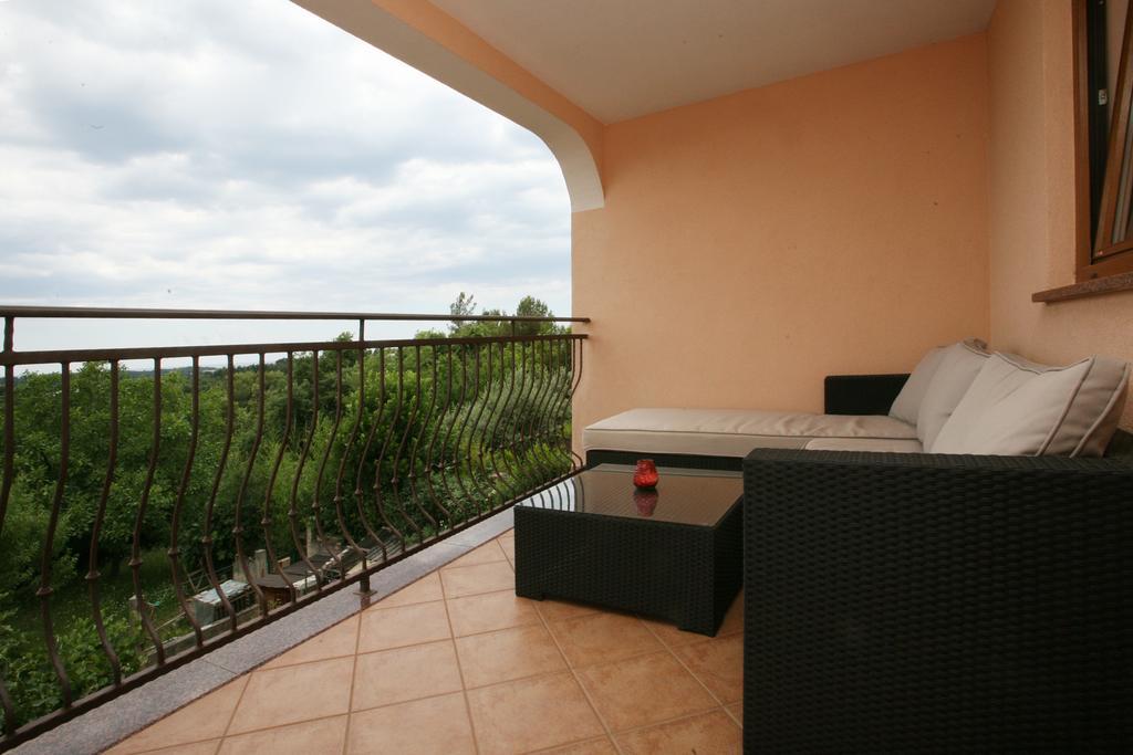 Apartments Neda - Porec South Ruang foto